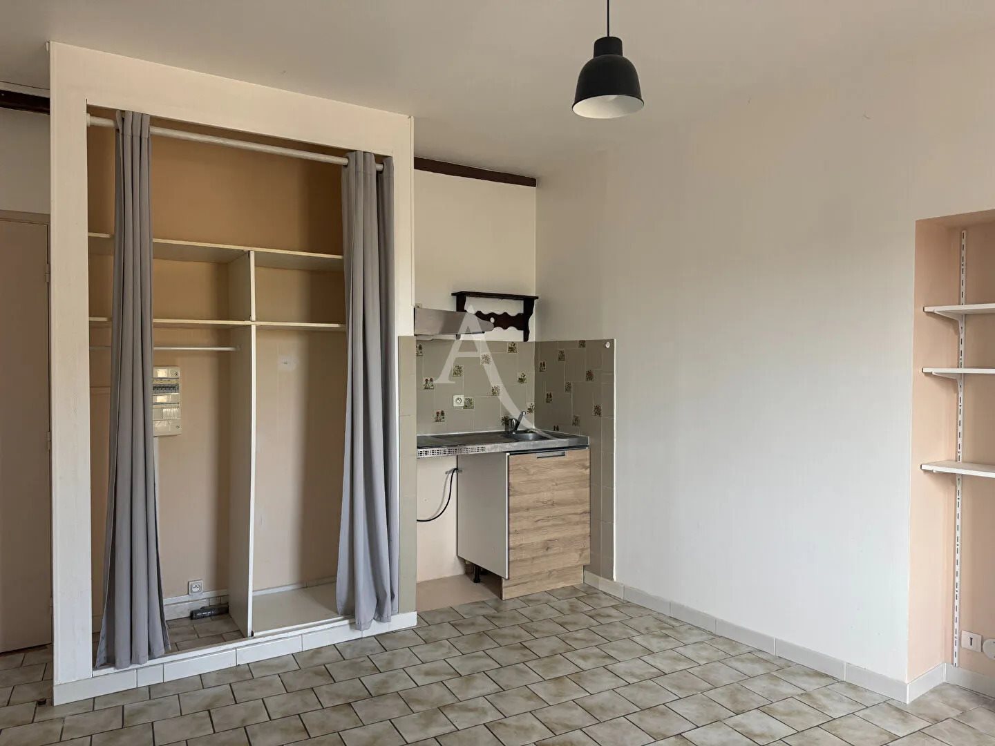 Appartement à louer, 28m², Cordes-sur-Ciel