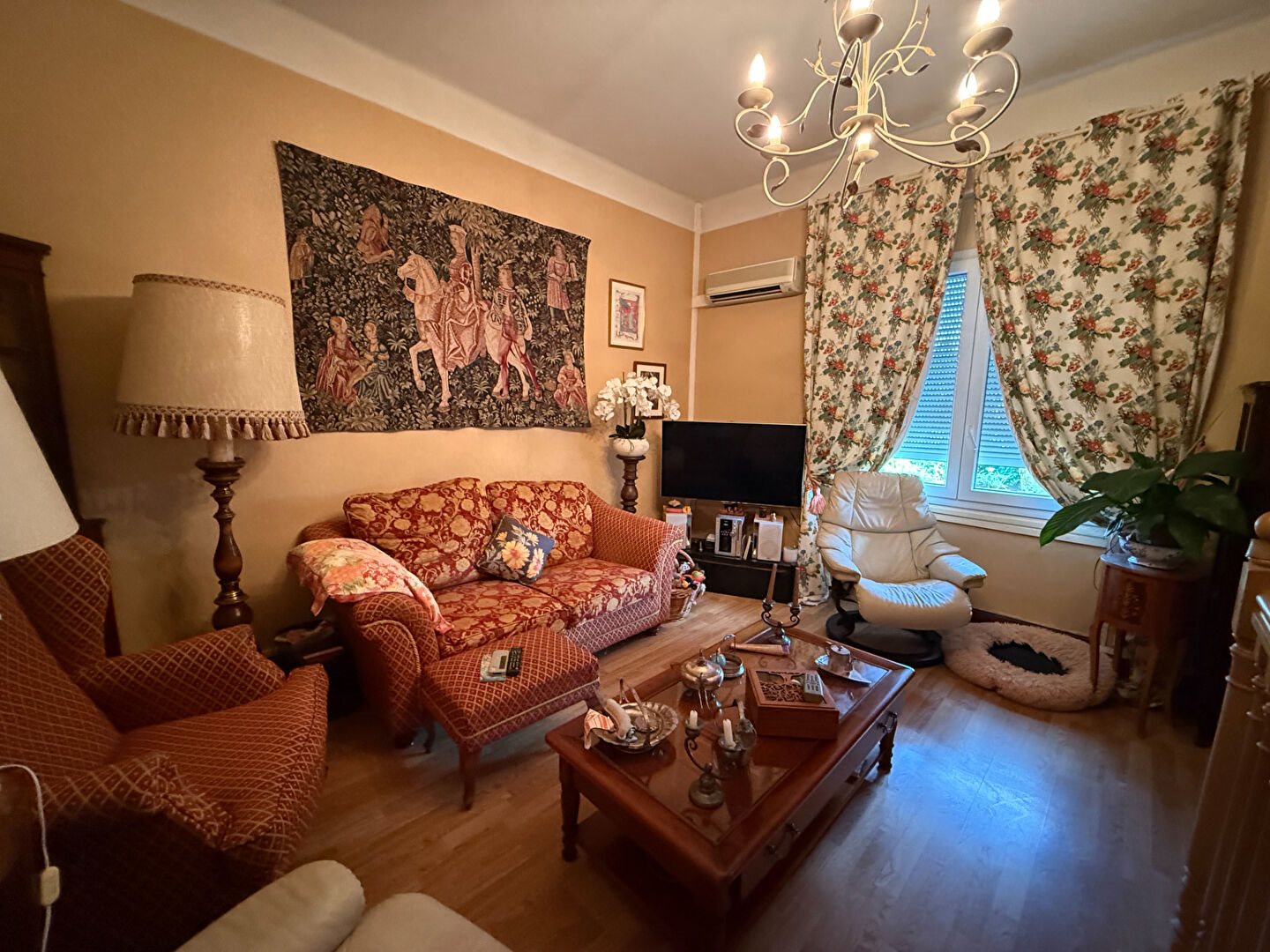 Maison à vendre, 236m², Saint-Juéry