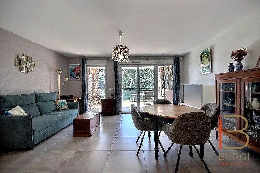 Appartement à vendre, 58m², Saint-Raphaël