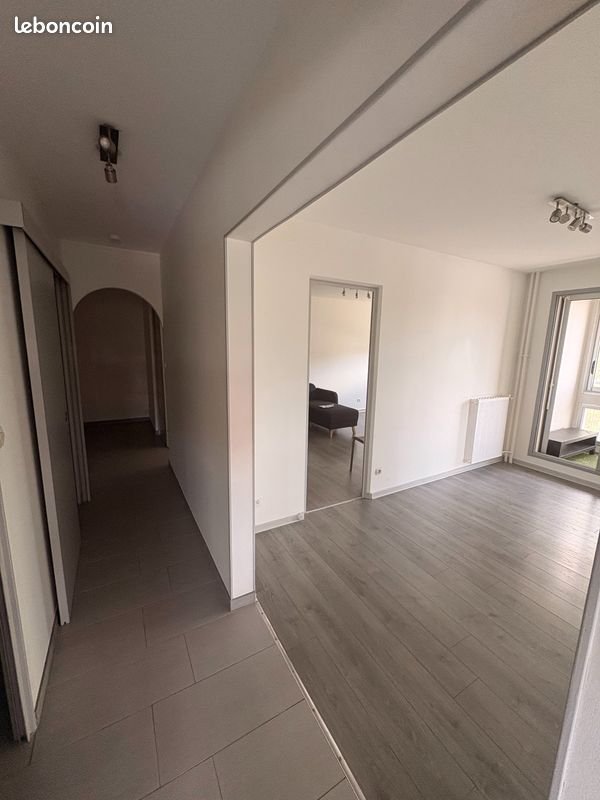 Appartement à louer, 72m², Saint-Priest