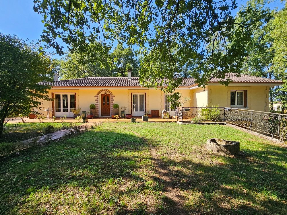 Maison à vendre, 159m², Mouthiers-sur-Boëme