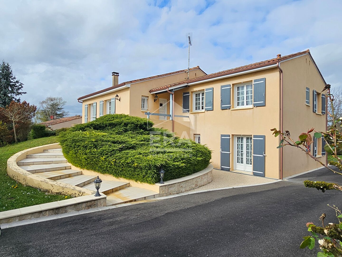 Maison à vendre, 175m², Puymoyen