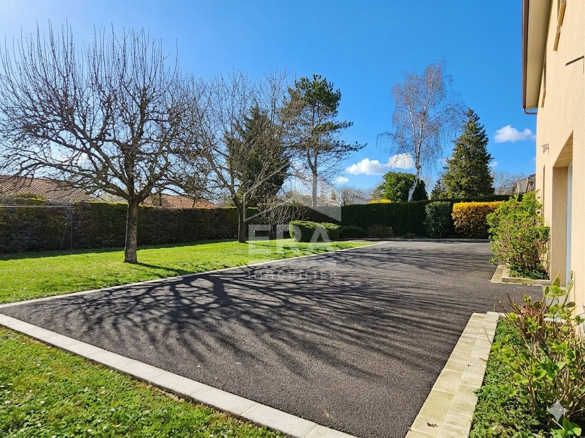 Maison à vendre, 175m², Puymoyen