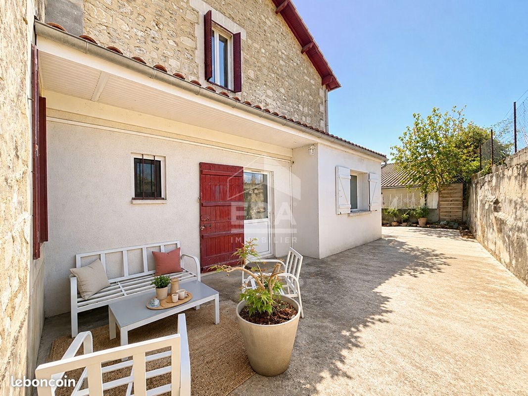 Maison à vendre, 182m², Sireuil