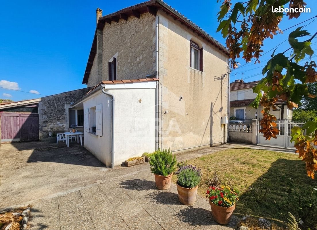 Maison à vendre, 182m², Sireuil