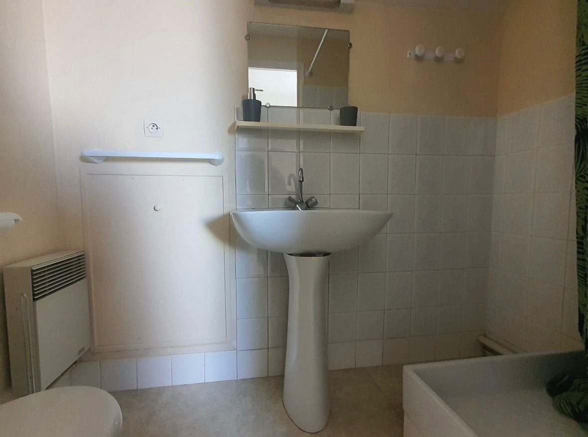 Appartement à louer, 16m², La Couronne
