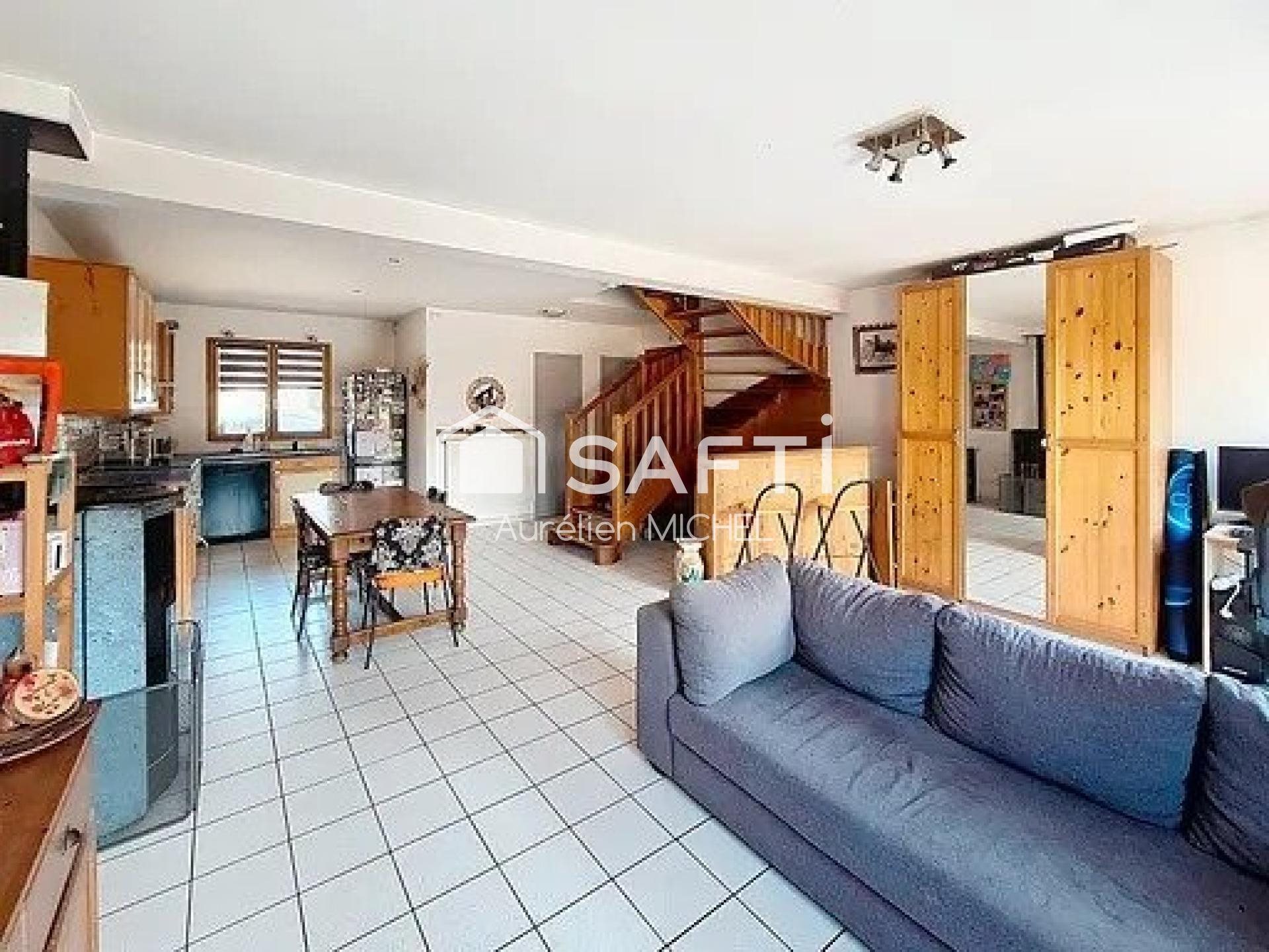 Maison à vendre, 92m², Villieu-Loyes-Mollon