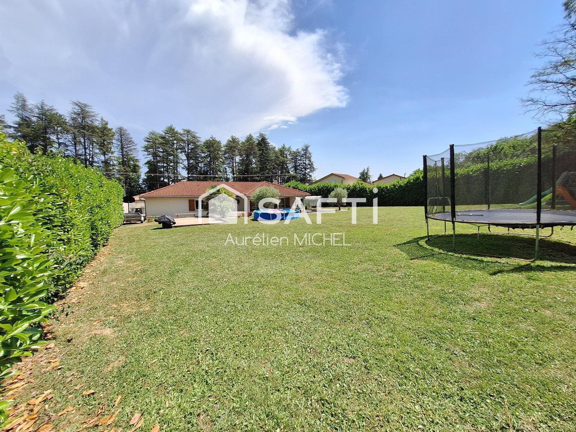 Maison à vendre, 141m², Villieu-Loyes-Mollon