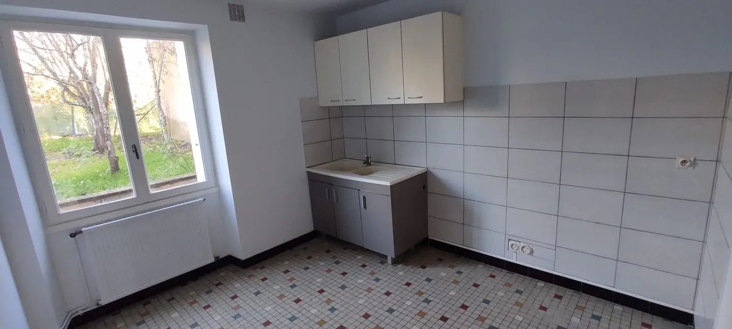 Maison à vendre, 108m², Badecon-le-Pin