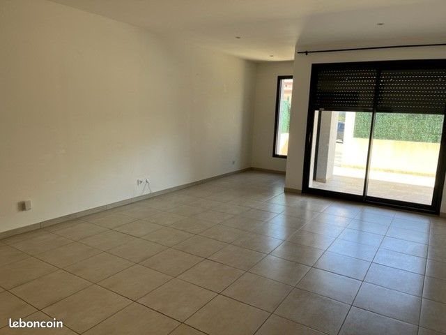 Appartement à louer, 71m², Calvi