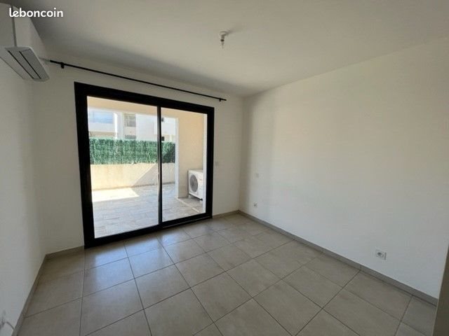 Appartement à louer, 71m², Calvi
