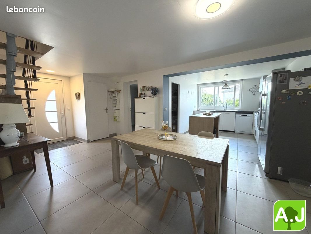 Maison à vendre, 135m², Marcilly-sur-Eure