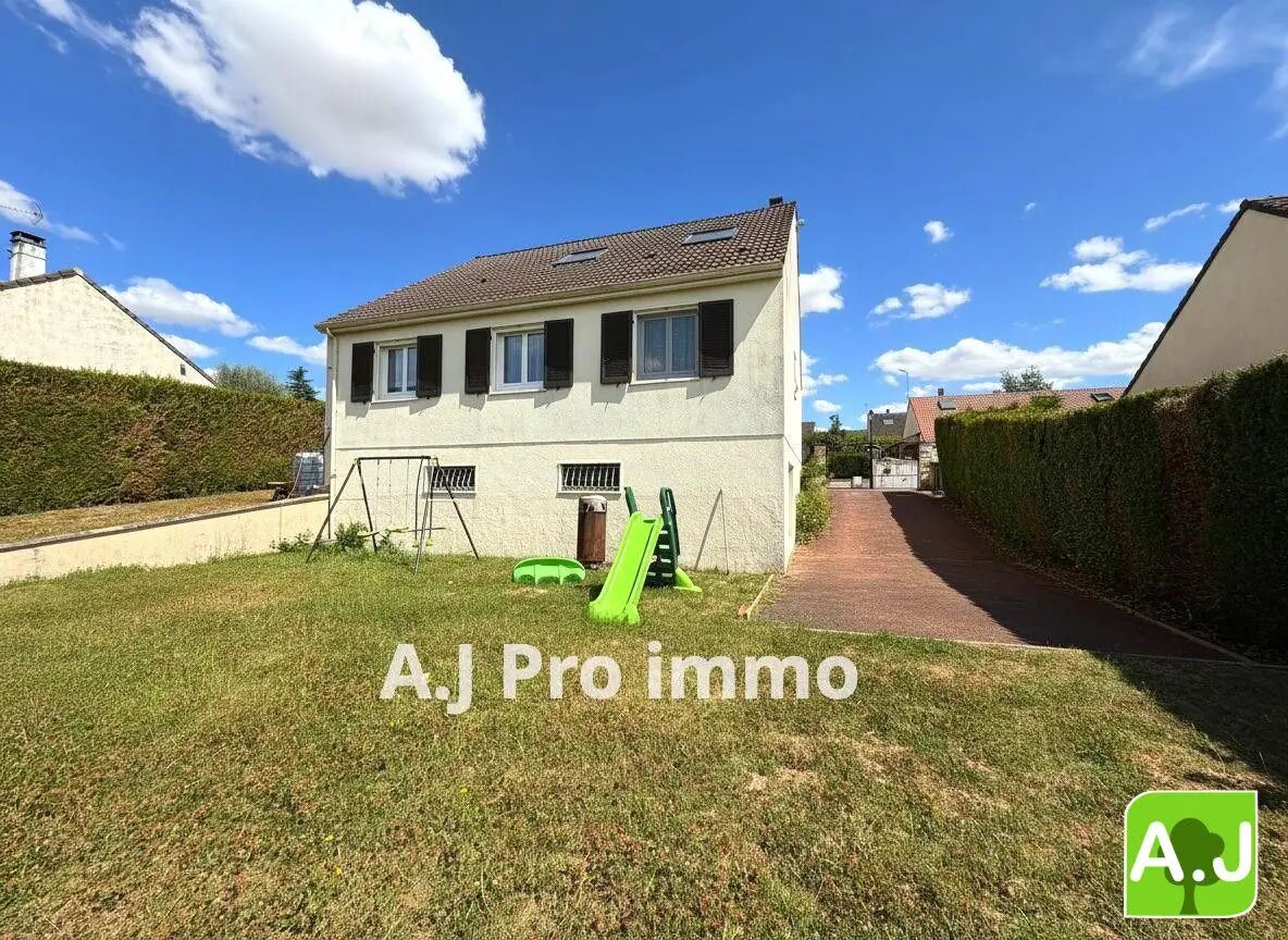 Maison à vendre, 125m², Bréval