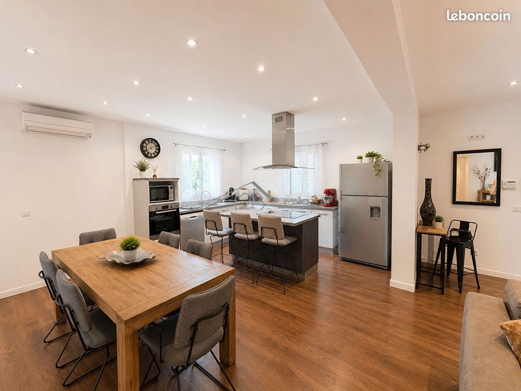 Appartement à louer, 130m², Biguglia