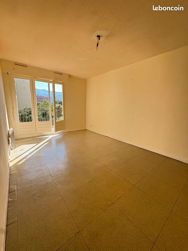 Appartement à vendre, 47m², Bastia
