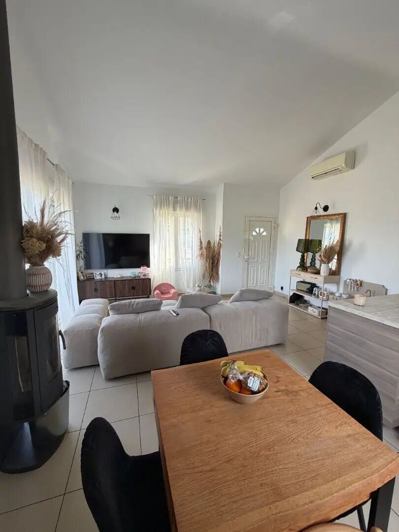 Appartement à louer, 87m², Furiani