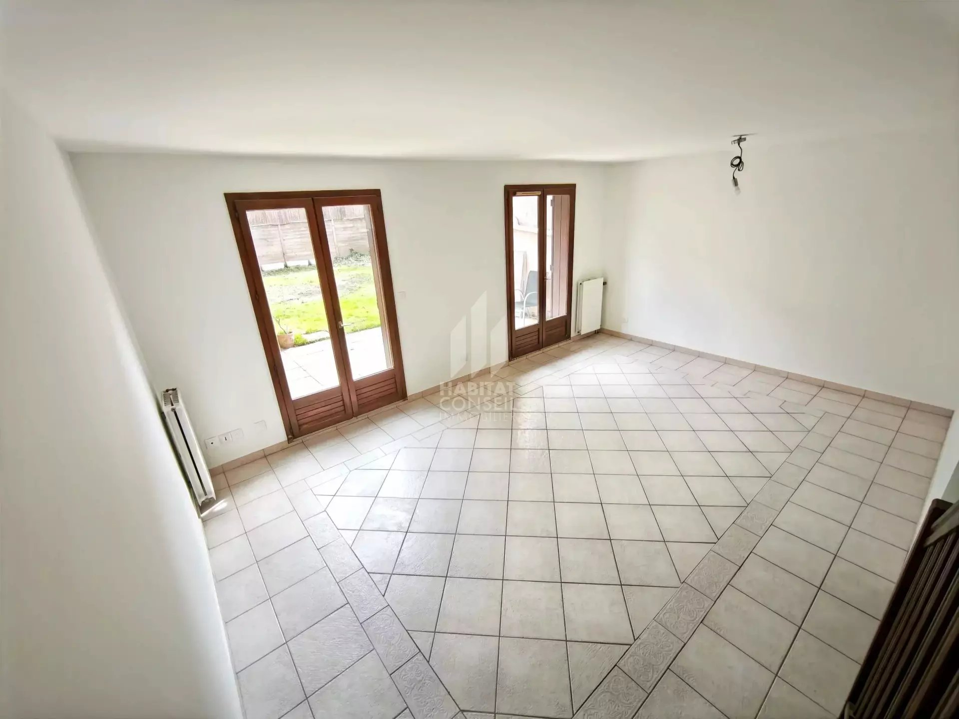 Maison à louer, 82m², La Buisse
