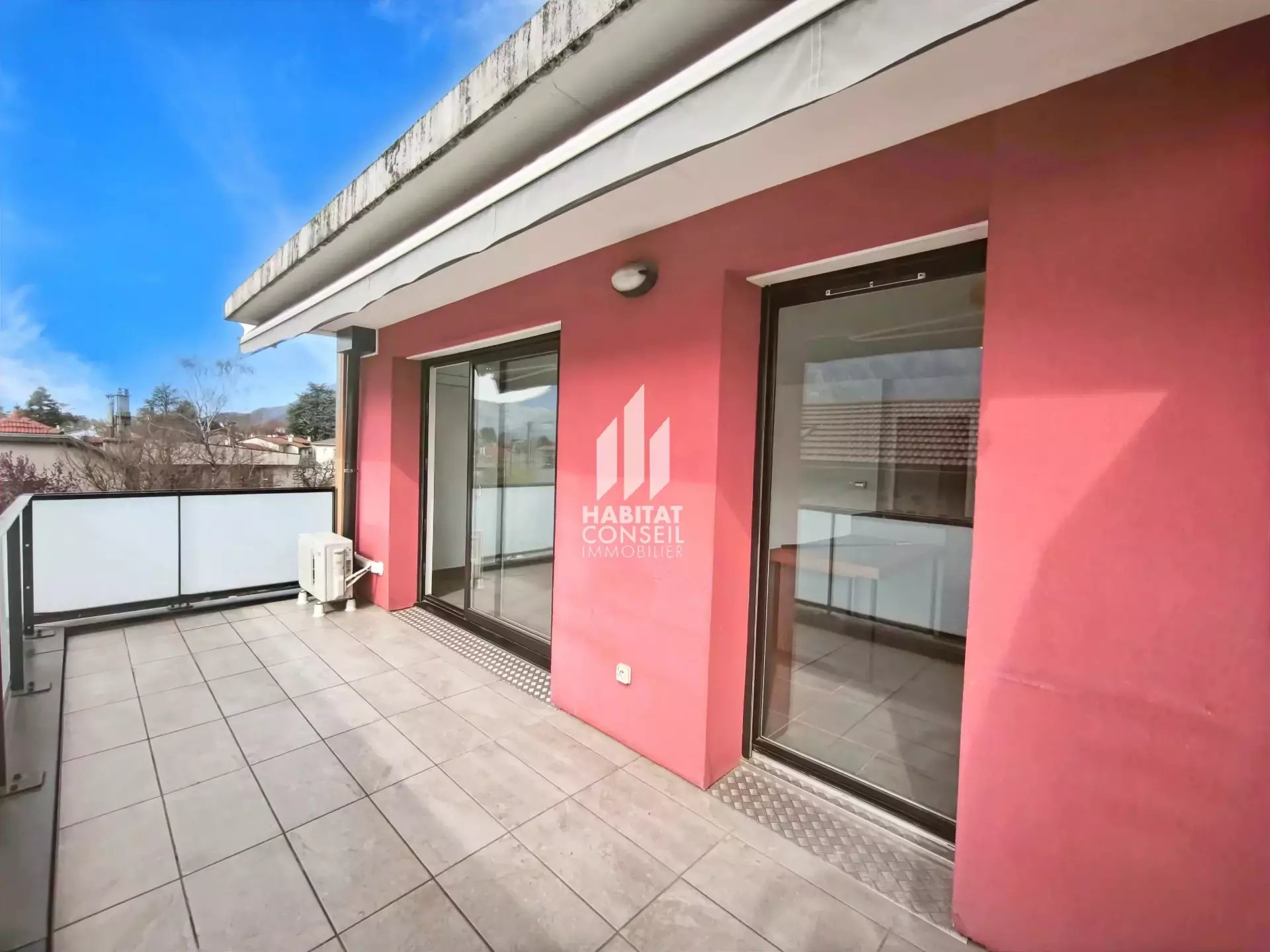 Appartement à louer, 64m², Saint-Egrève