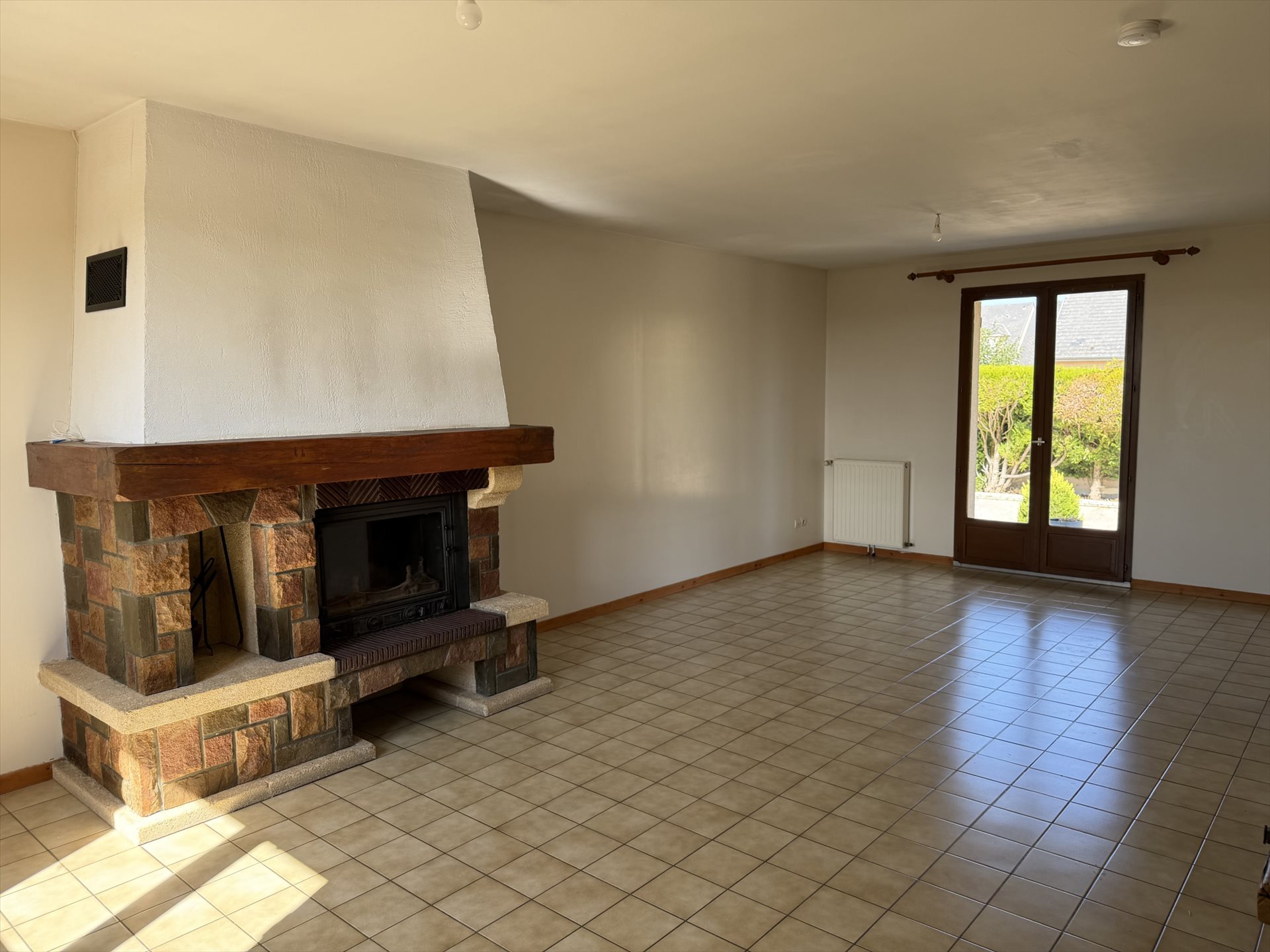 Maison à vendre, 91m², Sours