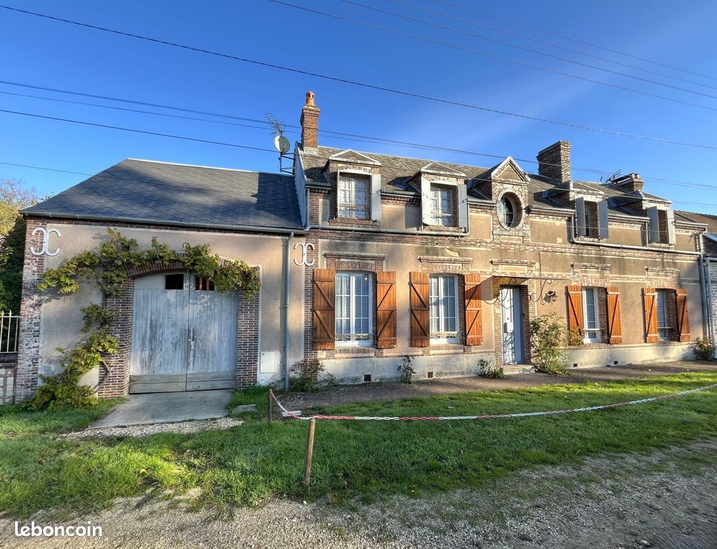 Maison à vendre, 165m², Belhomert-Guéhouville