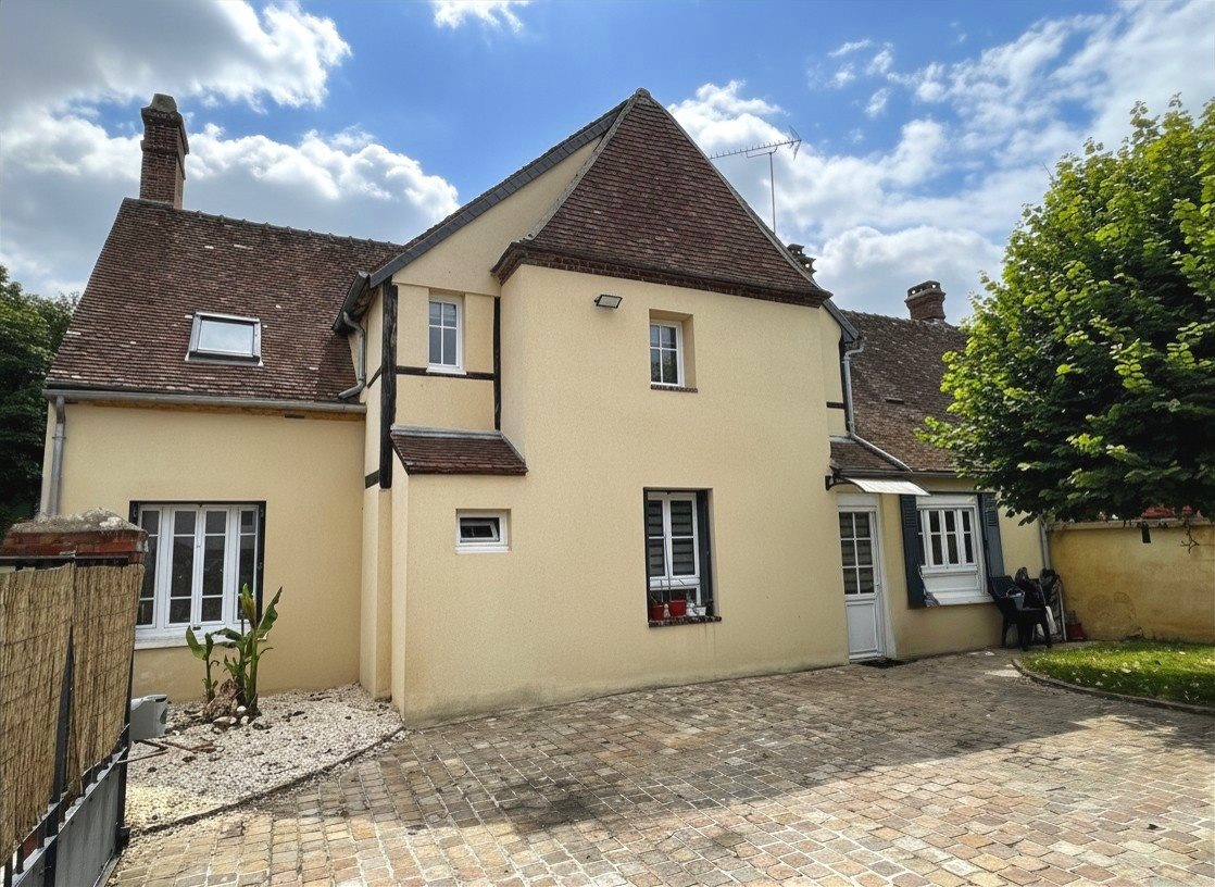 Maison à vendre, 131m², Châteauneuf-en-Thymerais