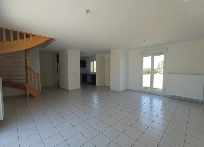 Maison à louer, 105m², Bonny-sur-Loire