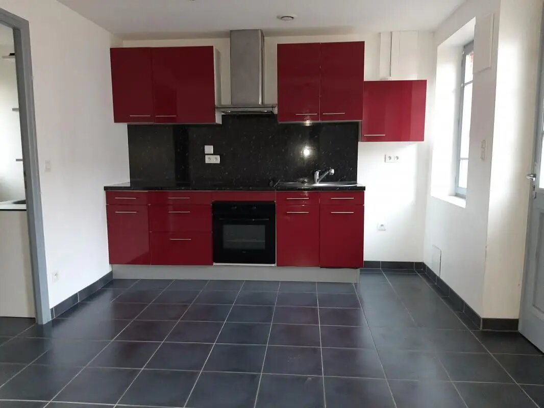 Maison à louer, 37m², Dampierre-en-Burly