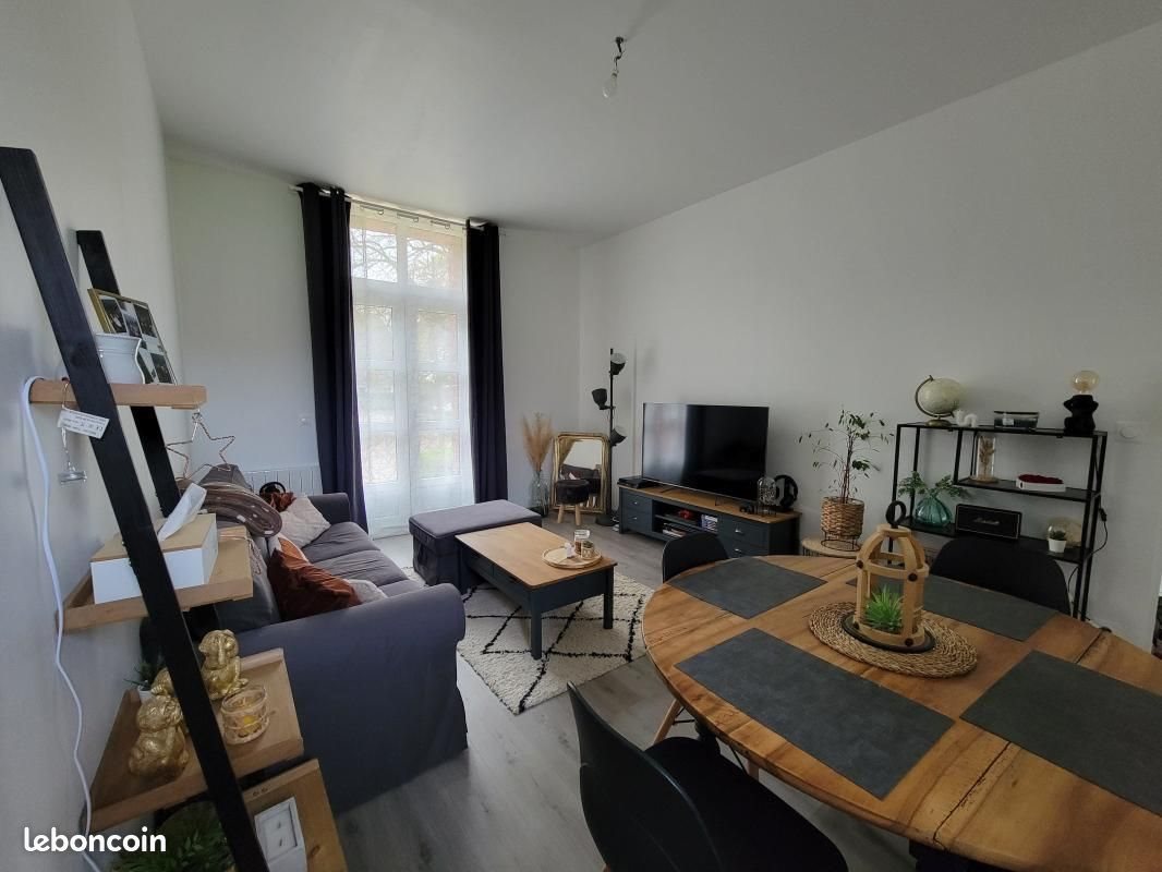 Maison à louer, 81m², Dampierre-en-Burly