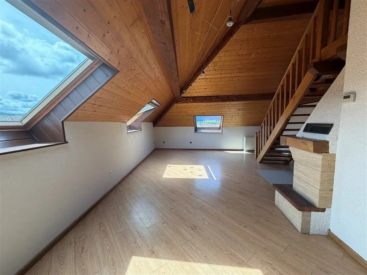 Appartement à louer, 76m², Pontarlier