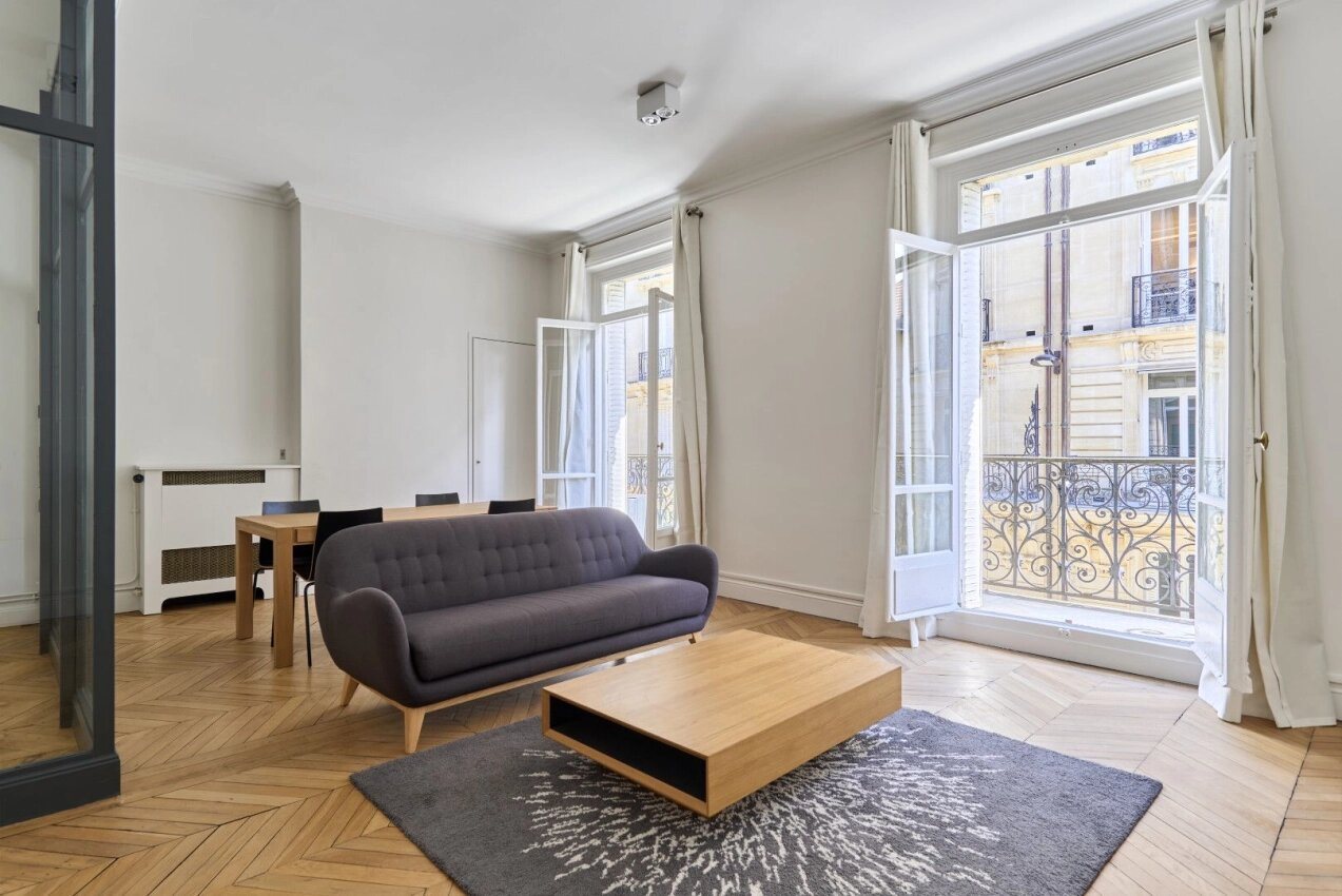 Appartement à louer, 74m², Paris 8ème