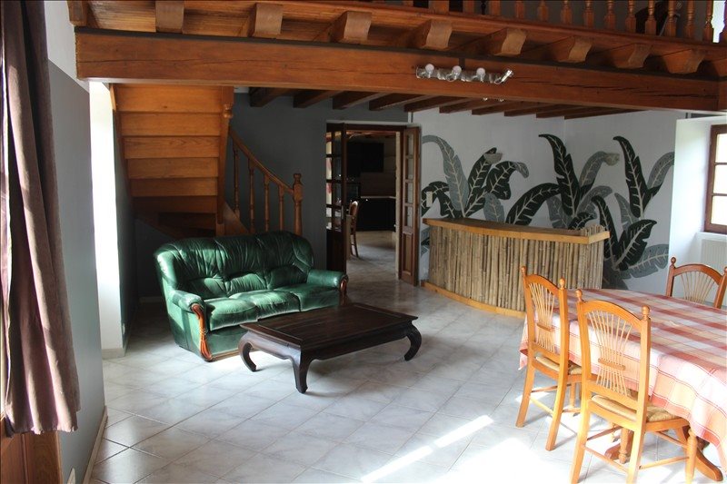 Maison à louer, 162m², Ruffec