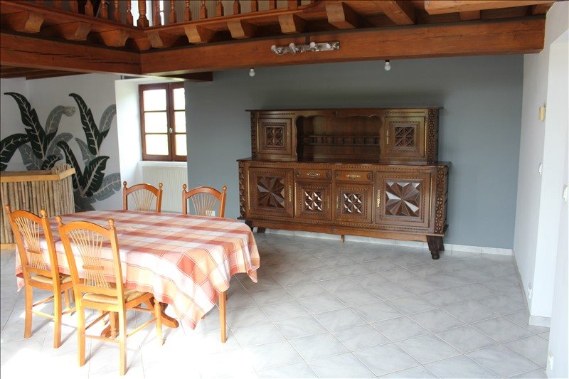 Maison à louer, 162m², Ruffec
