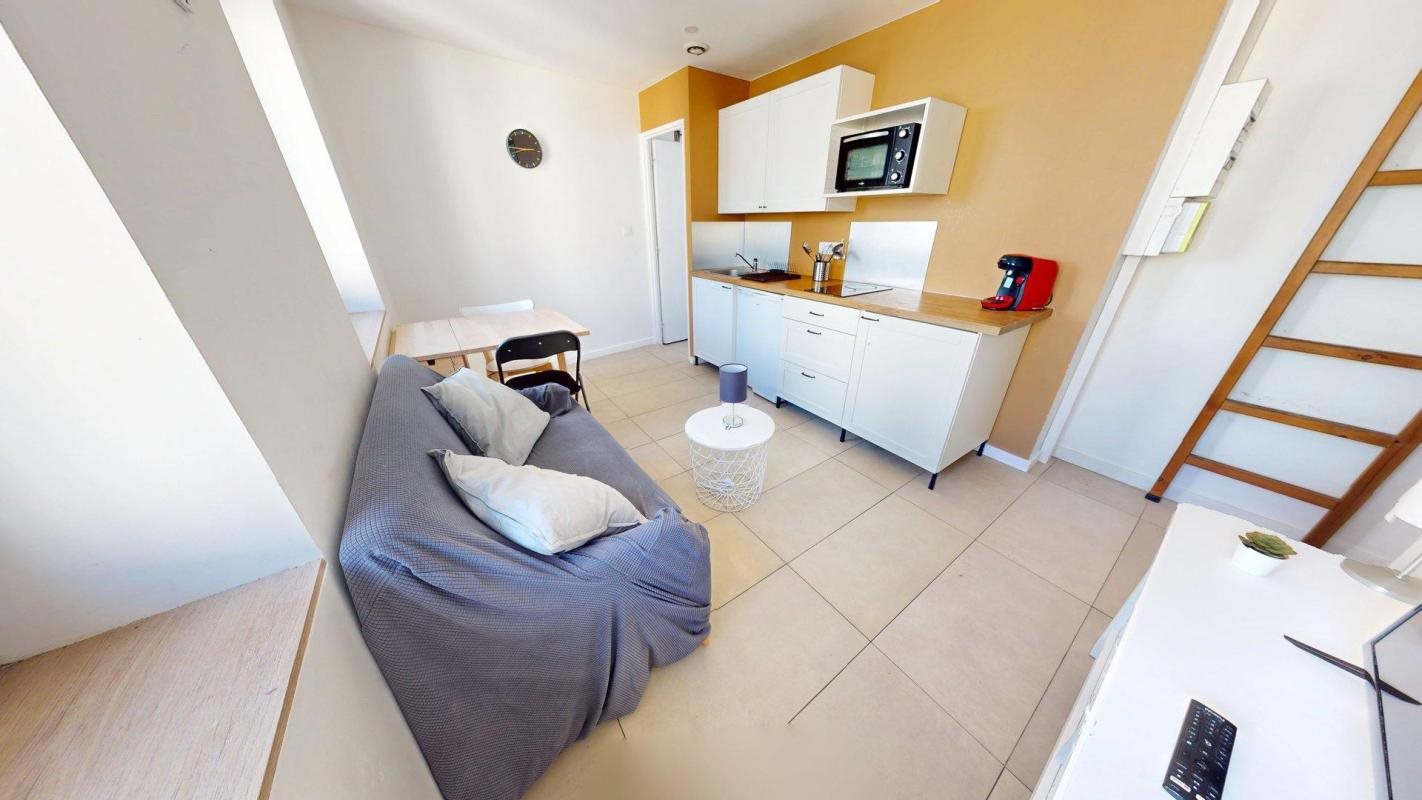 Appartement à louer, 18m², Saint-Etienne