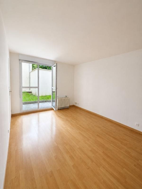 Appartement à louer, 25m², Mantes-la-Jolie