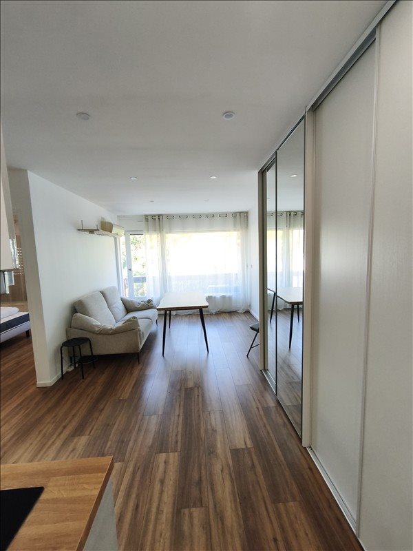 Appartement à louer, 43m², Saint-Cloud