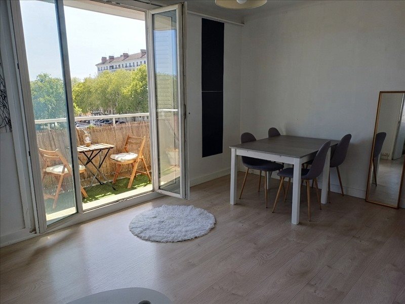 Appartement à louer, 67m², Lyon 7ème
