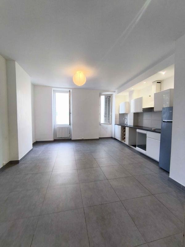 Appartement à louer, 51m², Marseille 4ème
