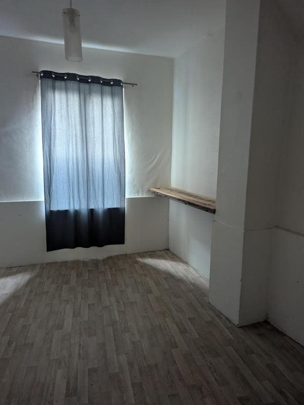 Appartement à louer, 40m², Cérilly