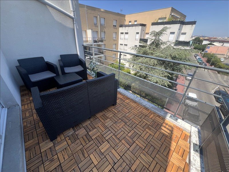 Appartement à louer, 66m², Vénissieux