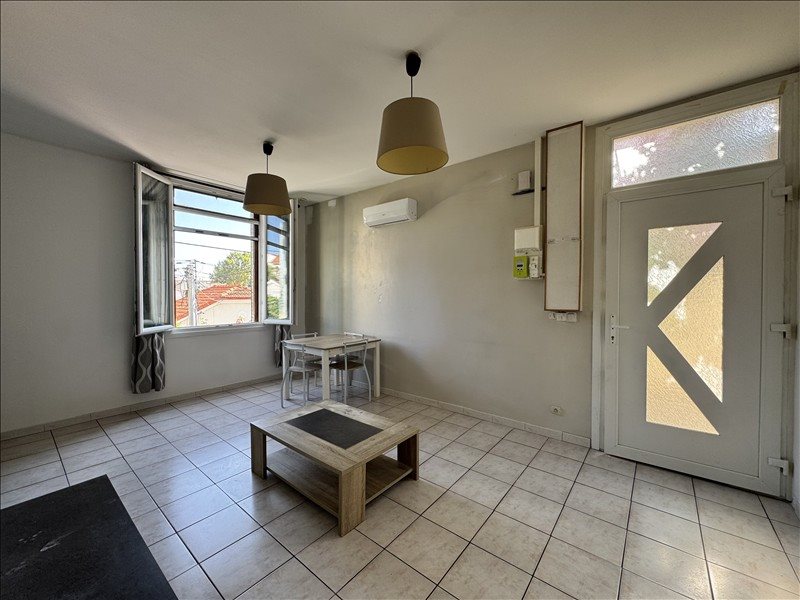 Appartement à louer, 61m², Toulon