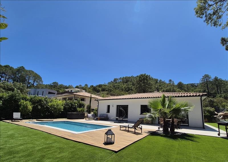 Maison à louer, 113m², Zonza
