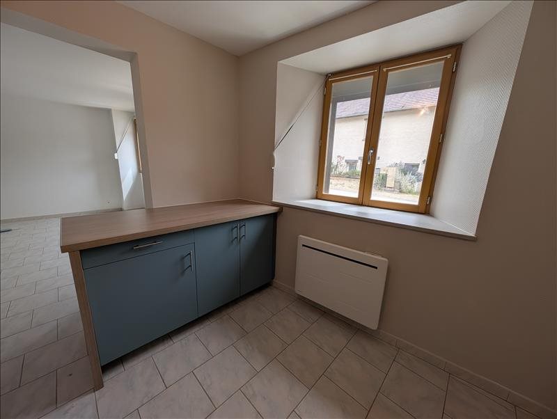 Appartement à louer, 62m², Epeugney