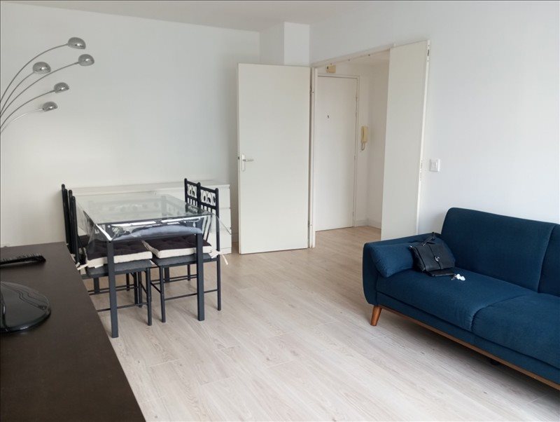 Appartement à louer, 44m², Cergy