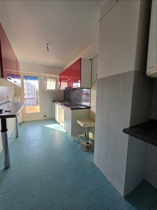 Appartement à louer, 71m², Antibes