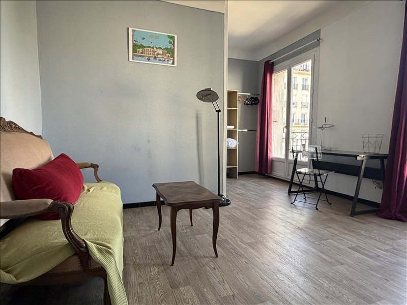 Appartement à louer, 30m², Nîmes