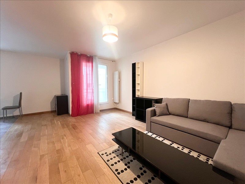Appartement à louer, 50m², Courbevoie