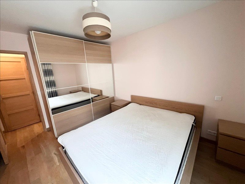 Appartement à louer, 50m², Courbevoie