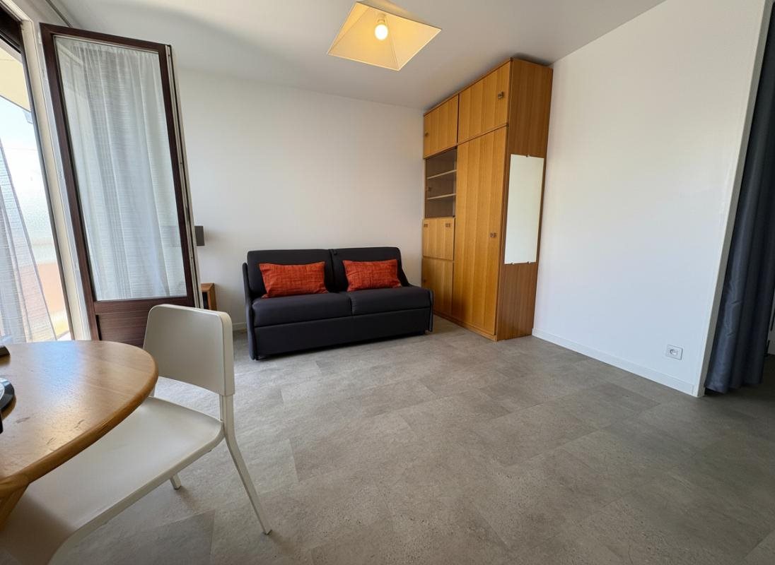 Appartement à louer, 25m², Livry-Gargan