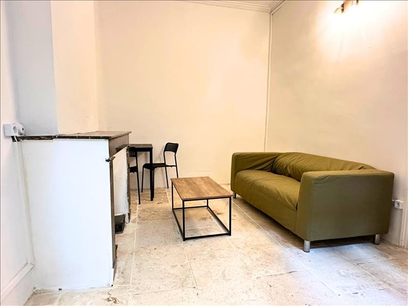 Appartement à louer, 31m², Nîmes