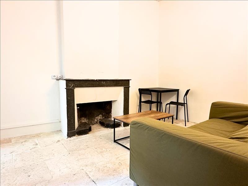 Appartement à louer, 31m², Nîmes